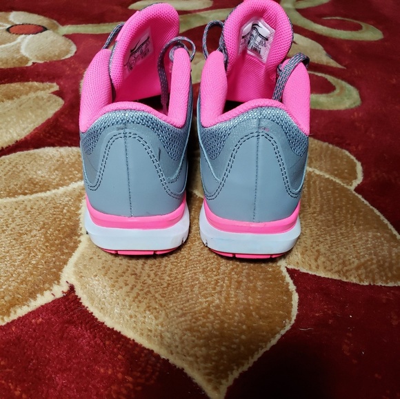 SALE!! Nike training flex TR 5 - Picture 3 of 5